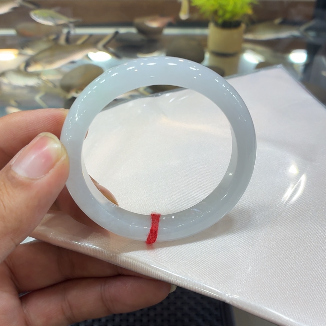 翡翠未镶嵌手镯手镯