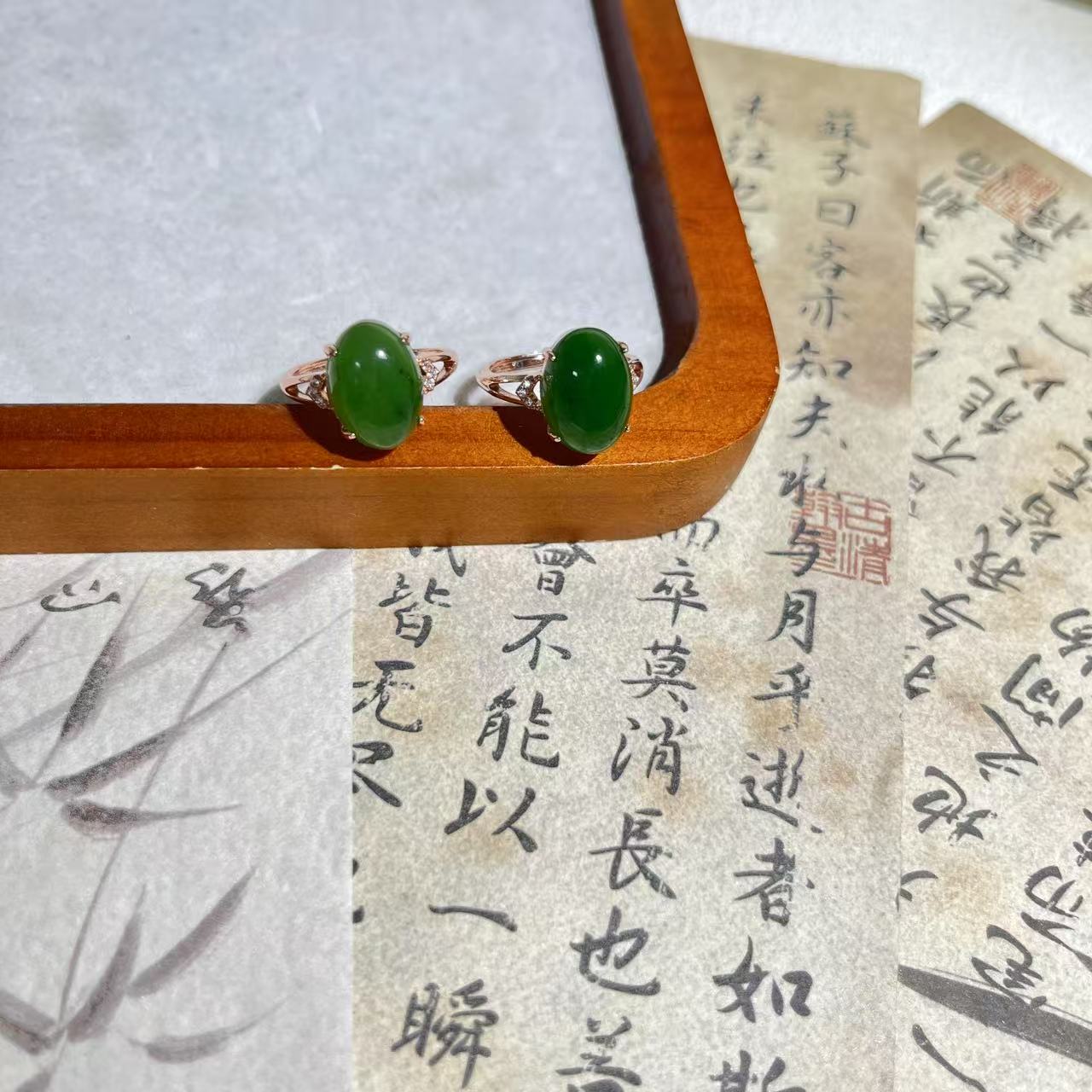 天然和田玉 鸽子蛋戒指 多样性发货 拍一发一 H473