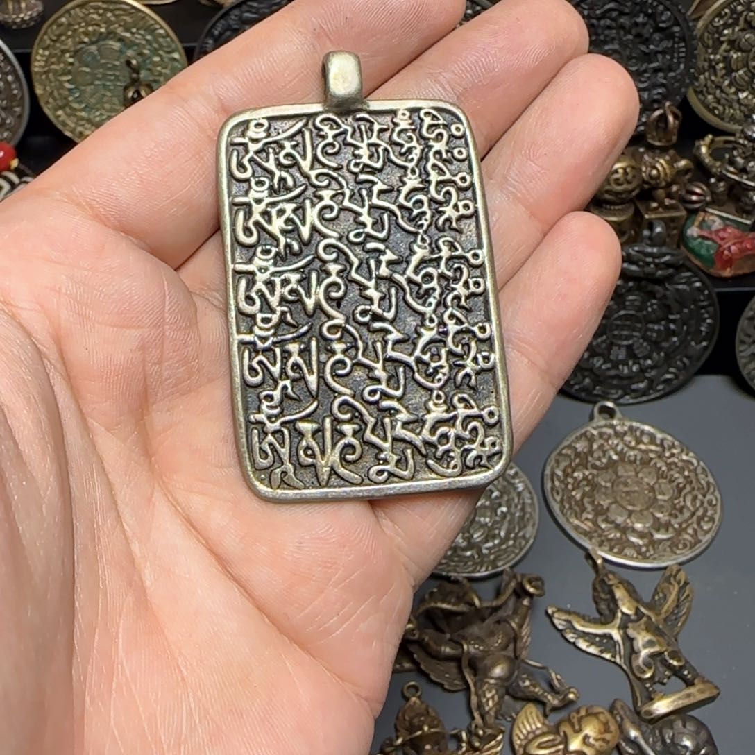 泥塑精品小元素品相完美的话