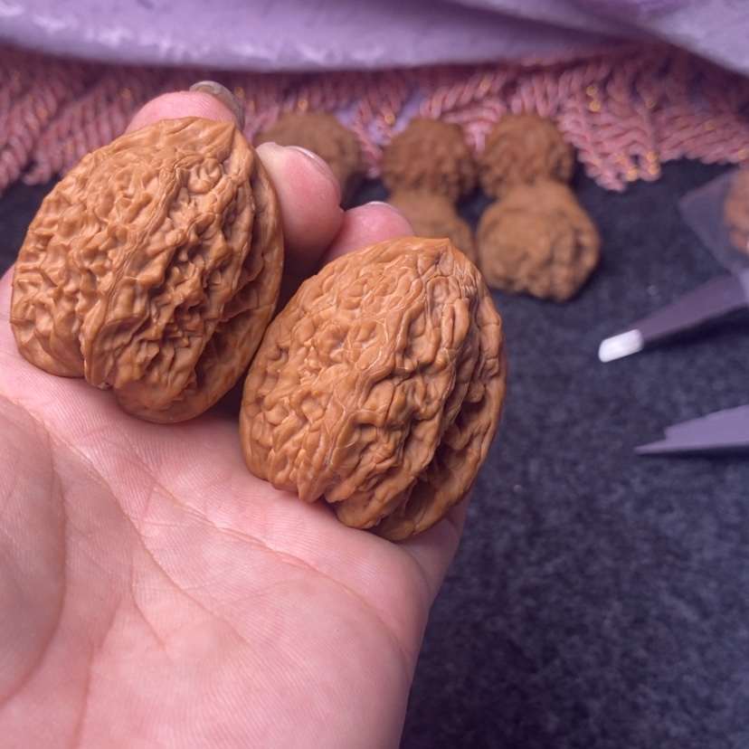 【闪购商品】文玩核桃吊坠39高炮虎头王