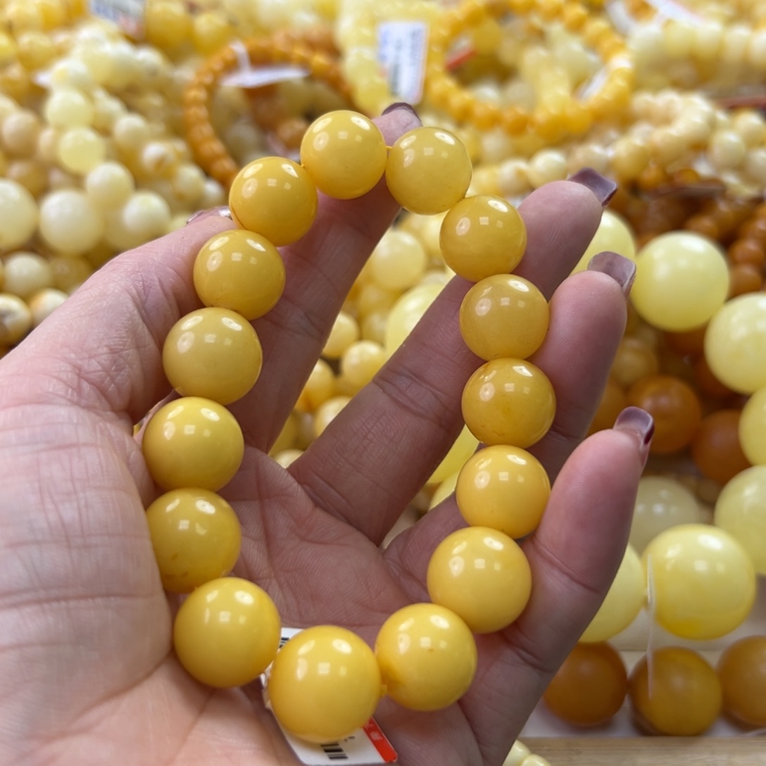 琥珀珠宝奇石未镶嵌