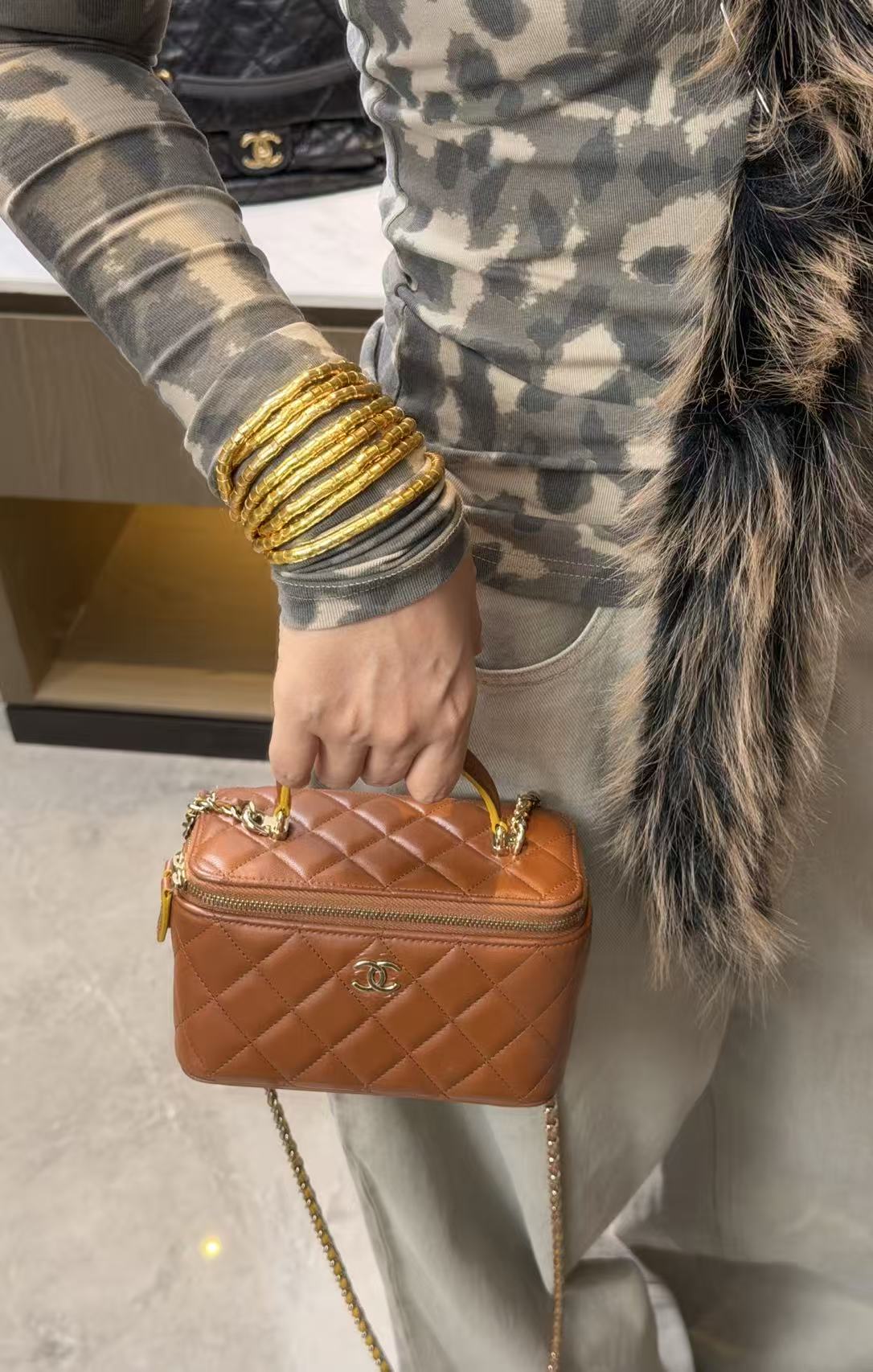 99新 Chanel/香奈儿 展会外场！焦糖色长盒子包