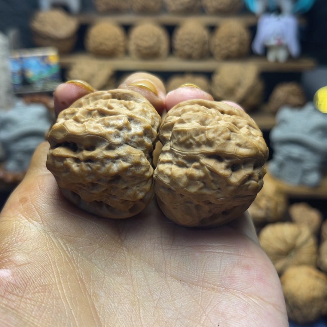 文玩核桃吊坠38尺蛤蟆头