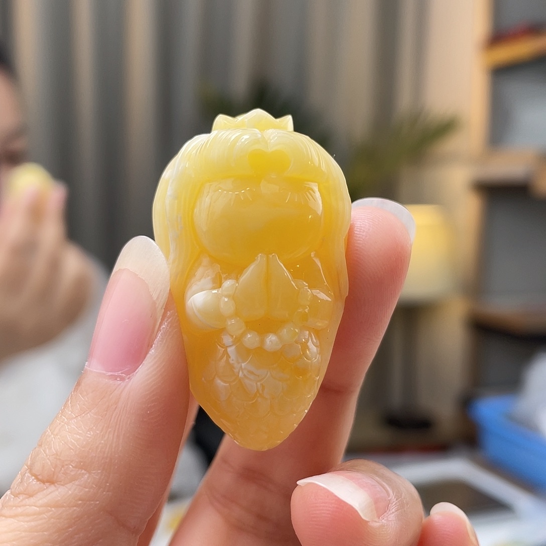 琥珀裸石未镶嵌蜜蜡吊坠