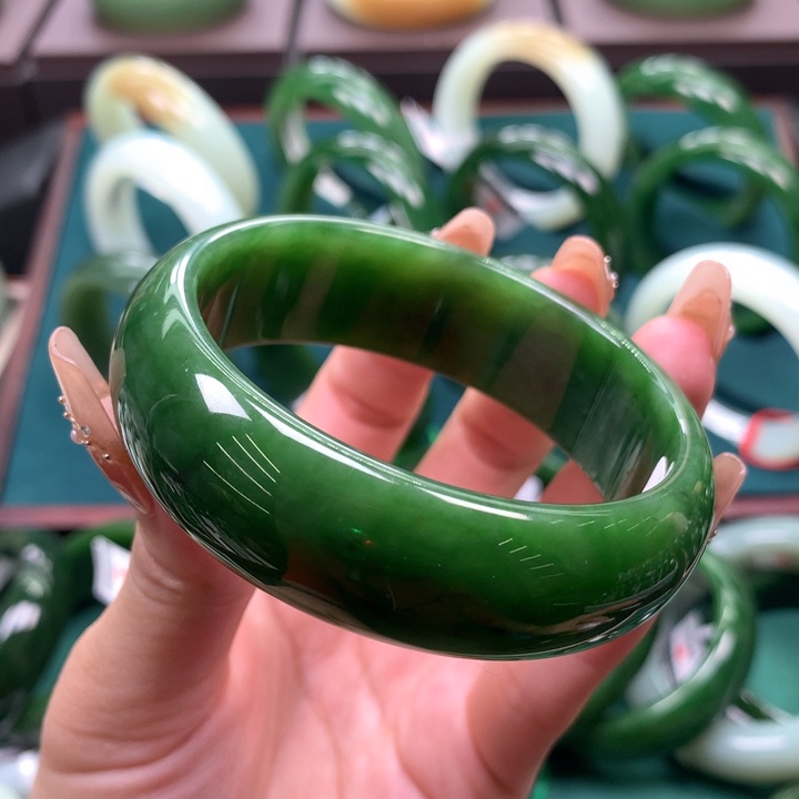 未镶嵌手镯和田玉（碧玉）5758