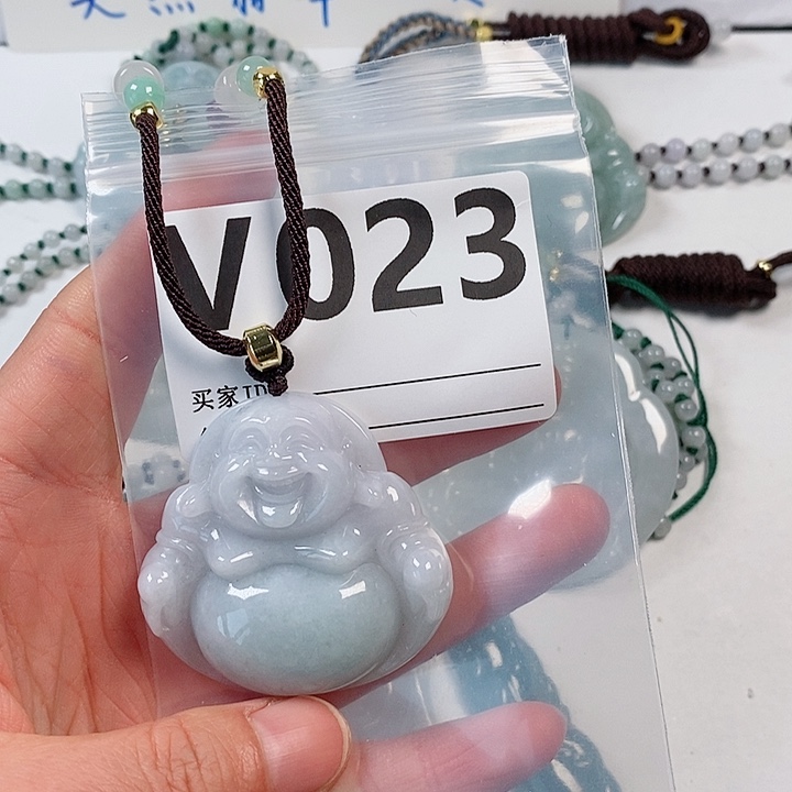 翡翠颈饰未镶嵌天然