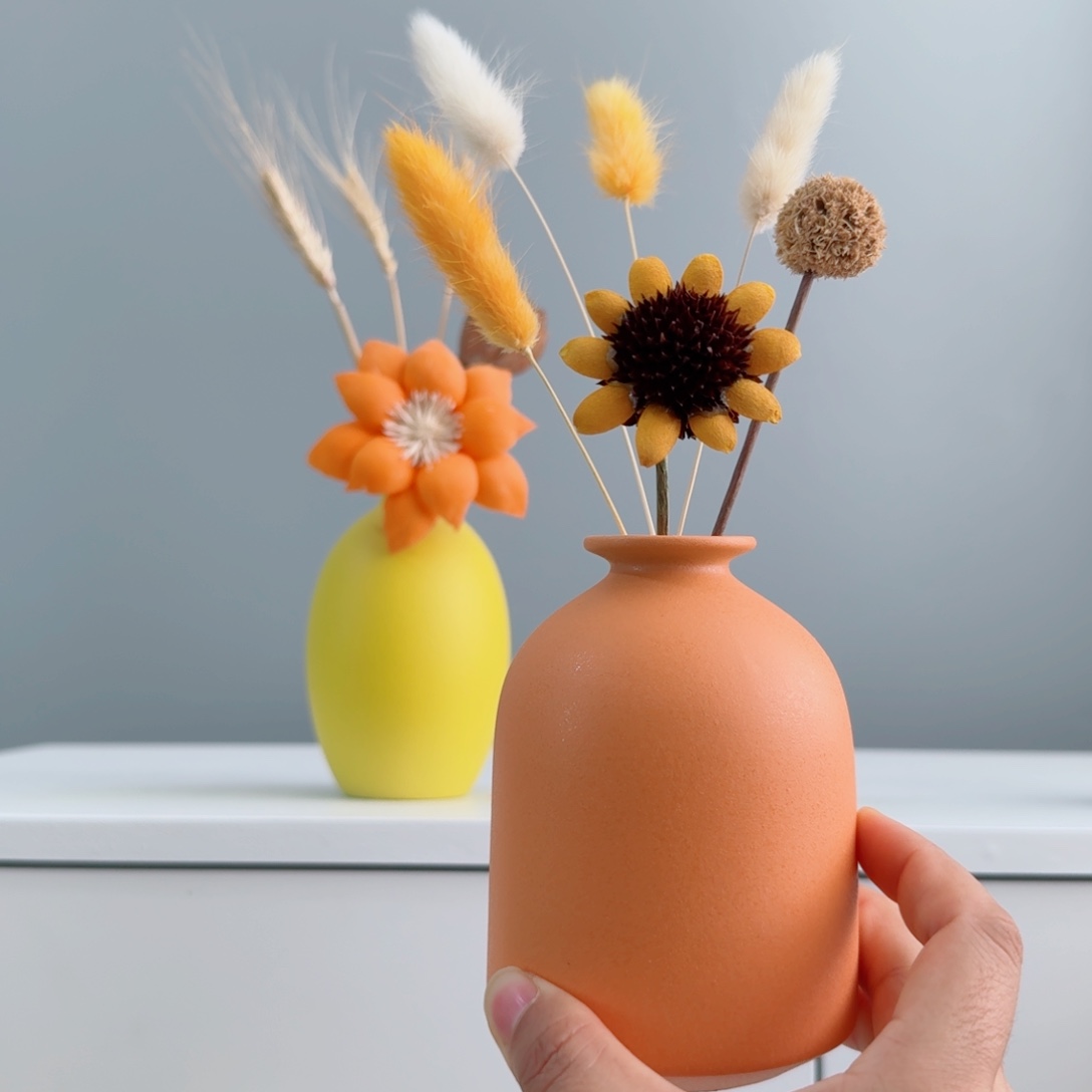摆件陶瓷小花瓶含花总高约20-30cm