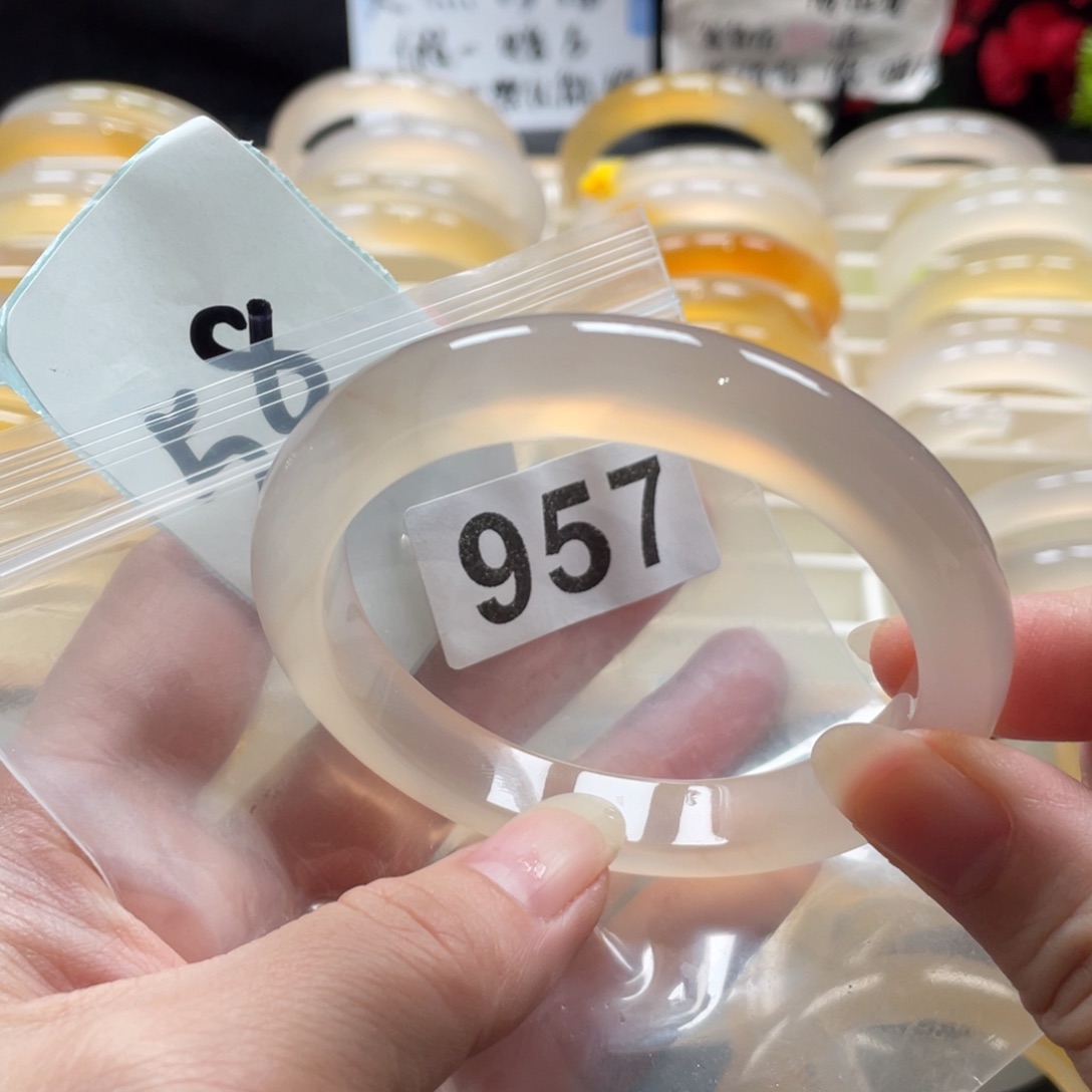 玛瑙/玉髓未镶嵌手镯