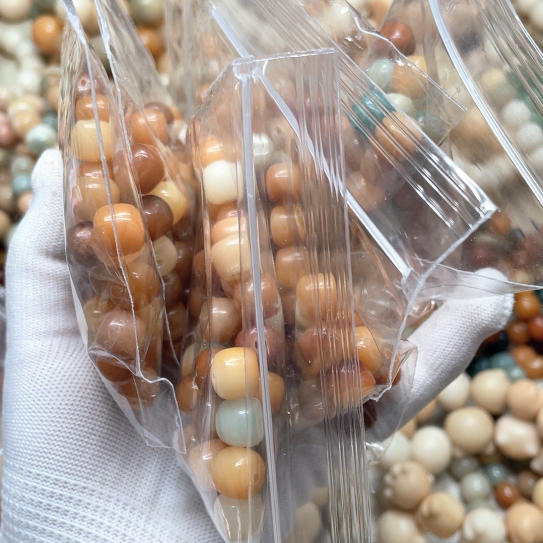 菩提根/象牙果吊坠瑕疵11桶50颗0016