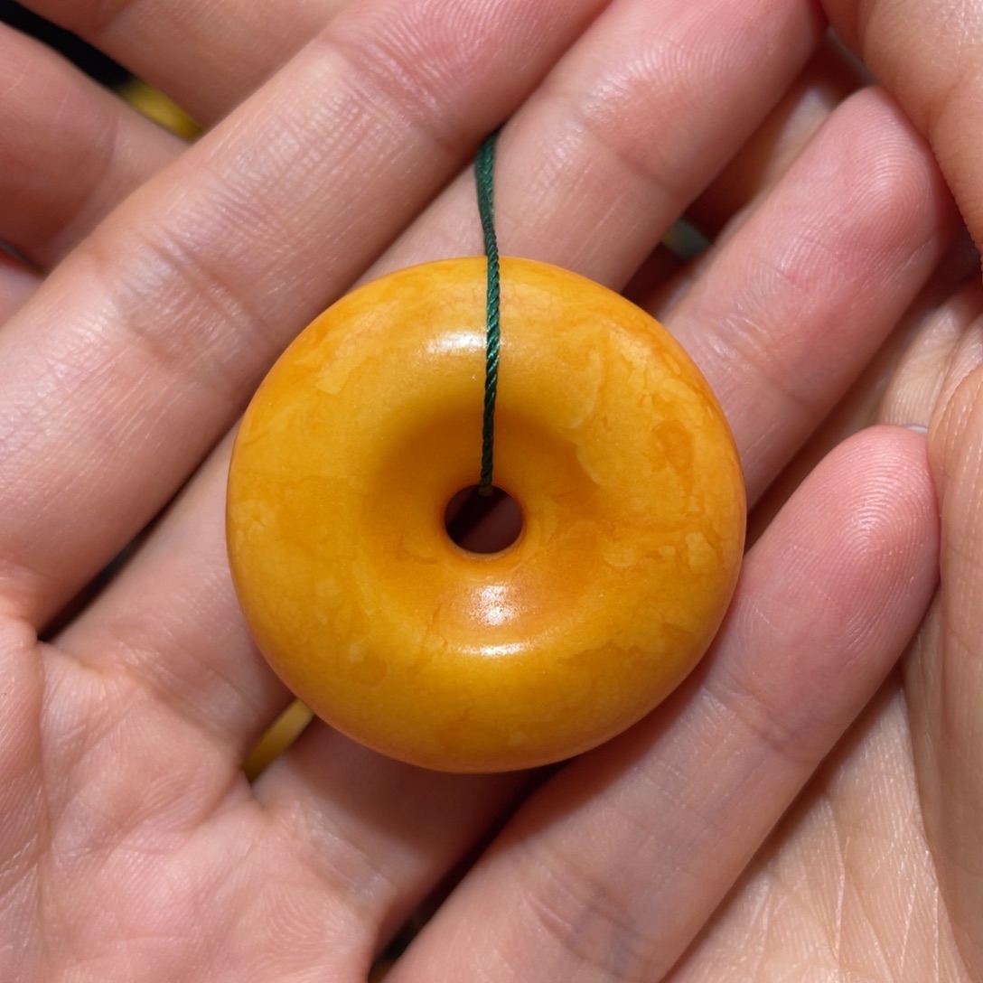 【闪购商品】琥珀裸石未镶嵌扣子
