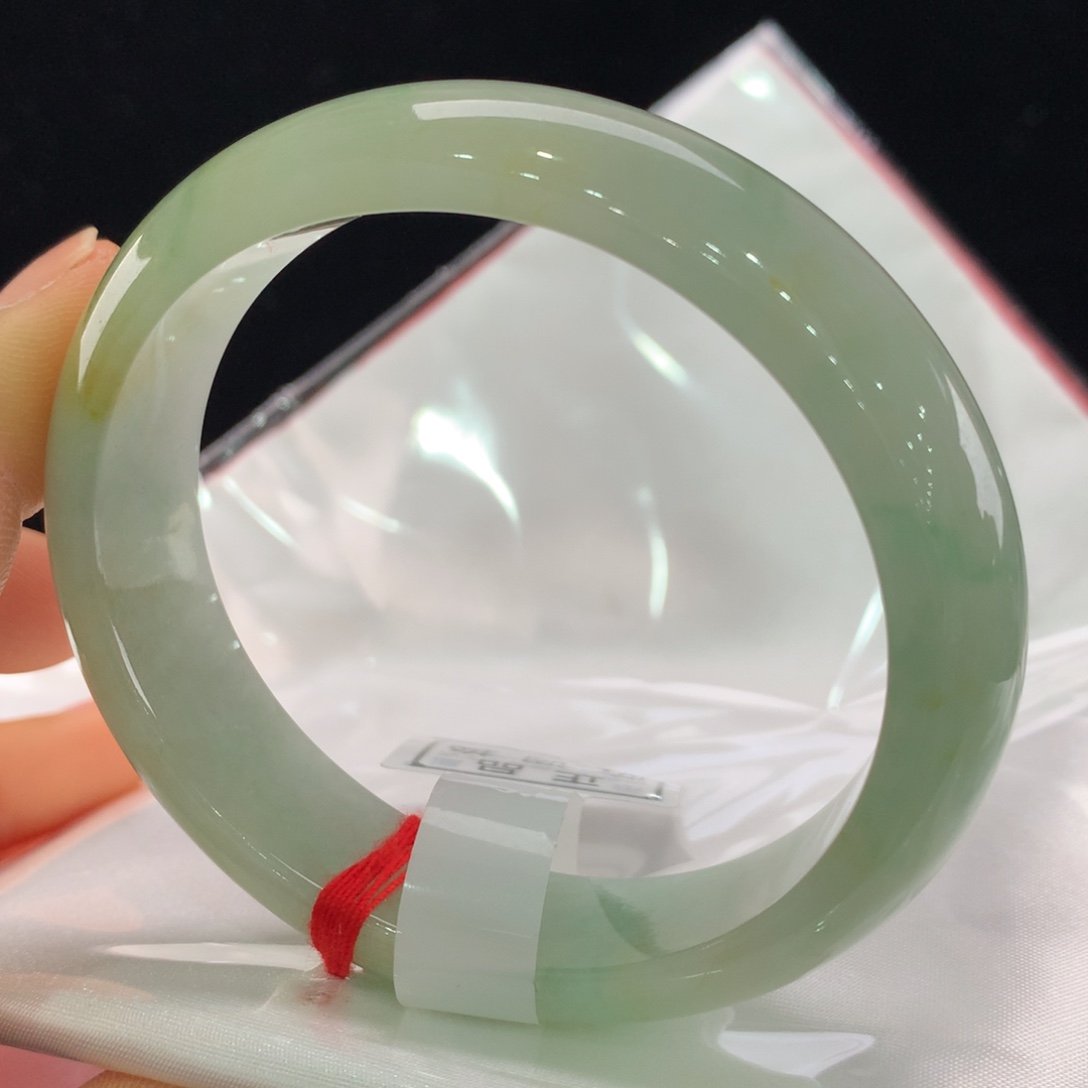 翡翠手镯未镶嵌贵妃1914