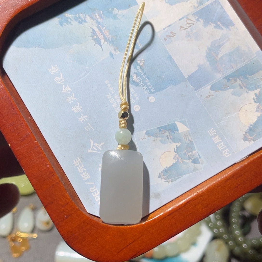 和田玉未镶嵌珠宝半成品