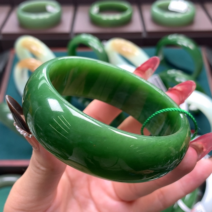 未镶嵌手镯和田玉（碧玉）5960