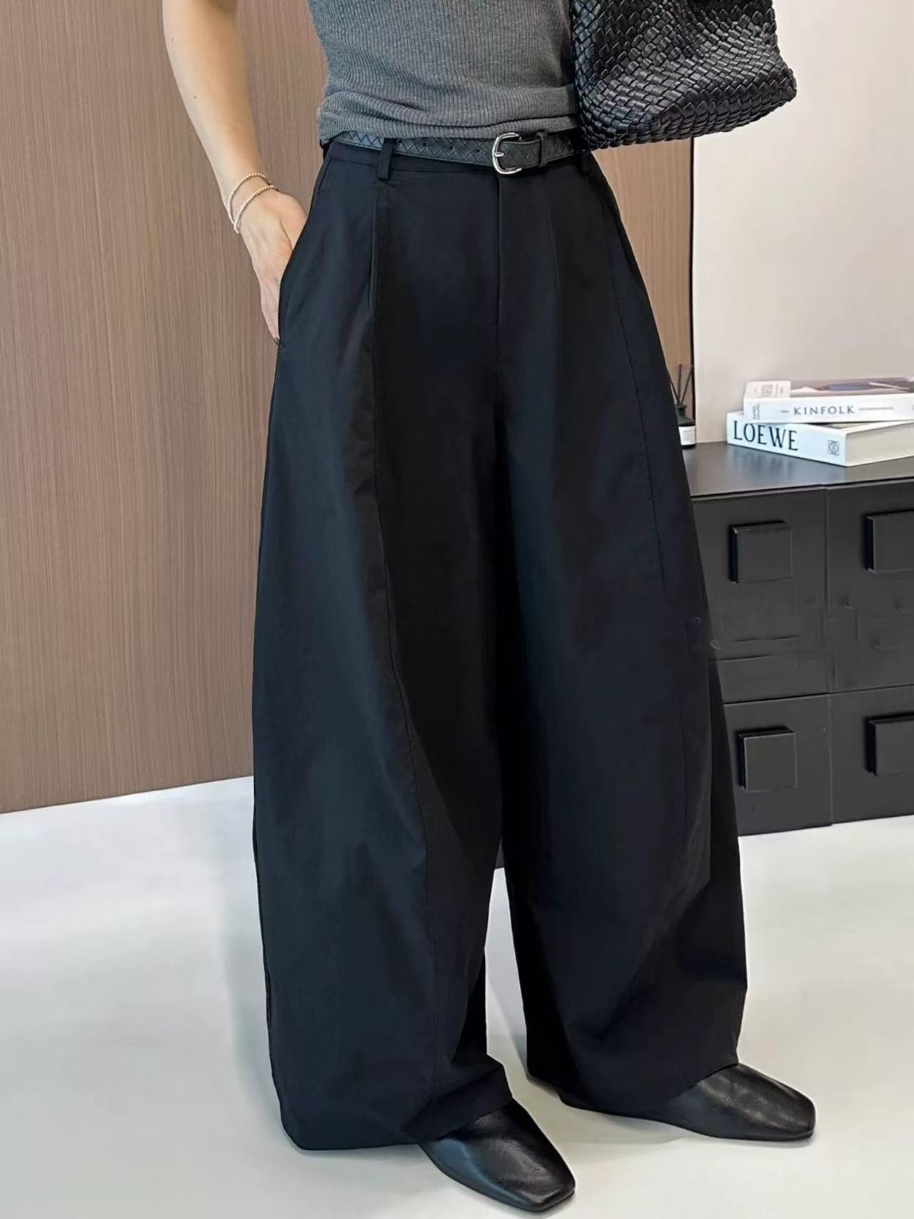 2025秋款宽松小个子直筒休闲裤女高级感黑色阔腿裤气球裤 配腰带