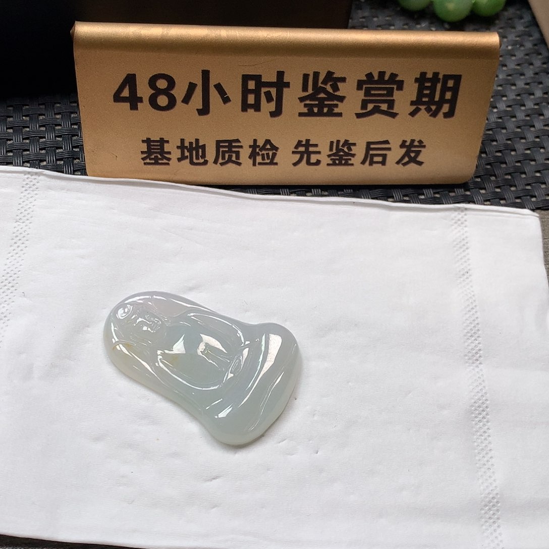 颈饰未镶嵌翡翠观音