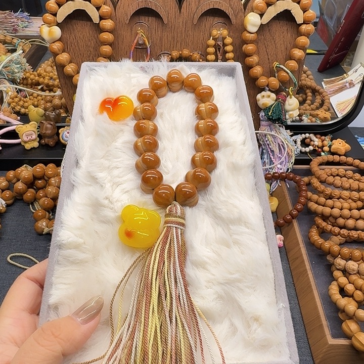 岚***宝猴头核桃吊坠猴头屁桃