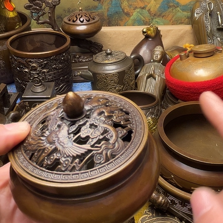 精美铜器批发档口