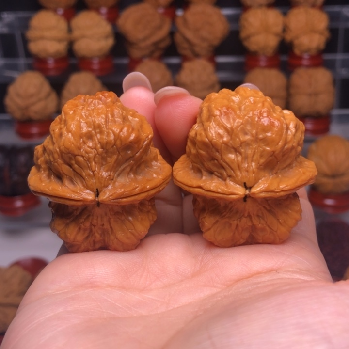 文玩核桃吊坠2至尊蟾王