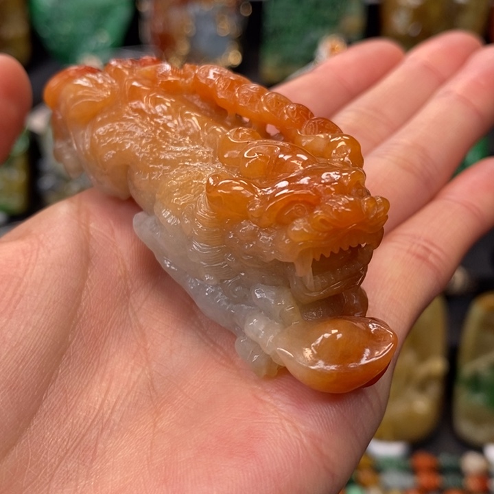 翡翠未镶嵌颈饰 缅甸天然翡翠A货