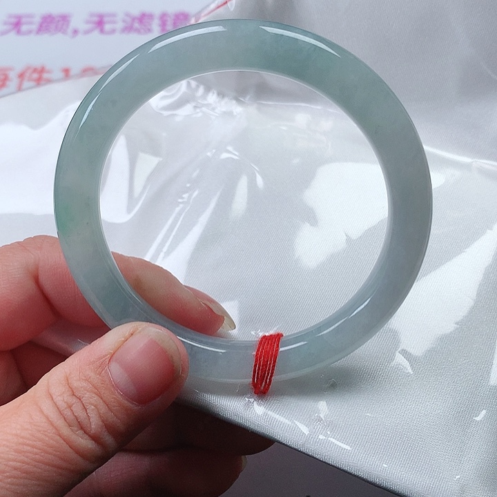翡翠手镯未镶嵌翡翠114