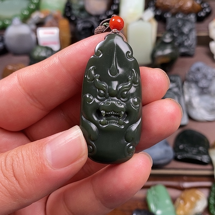 和田玉挂件未镶嵌虎*