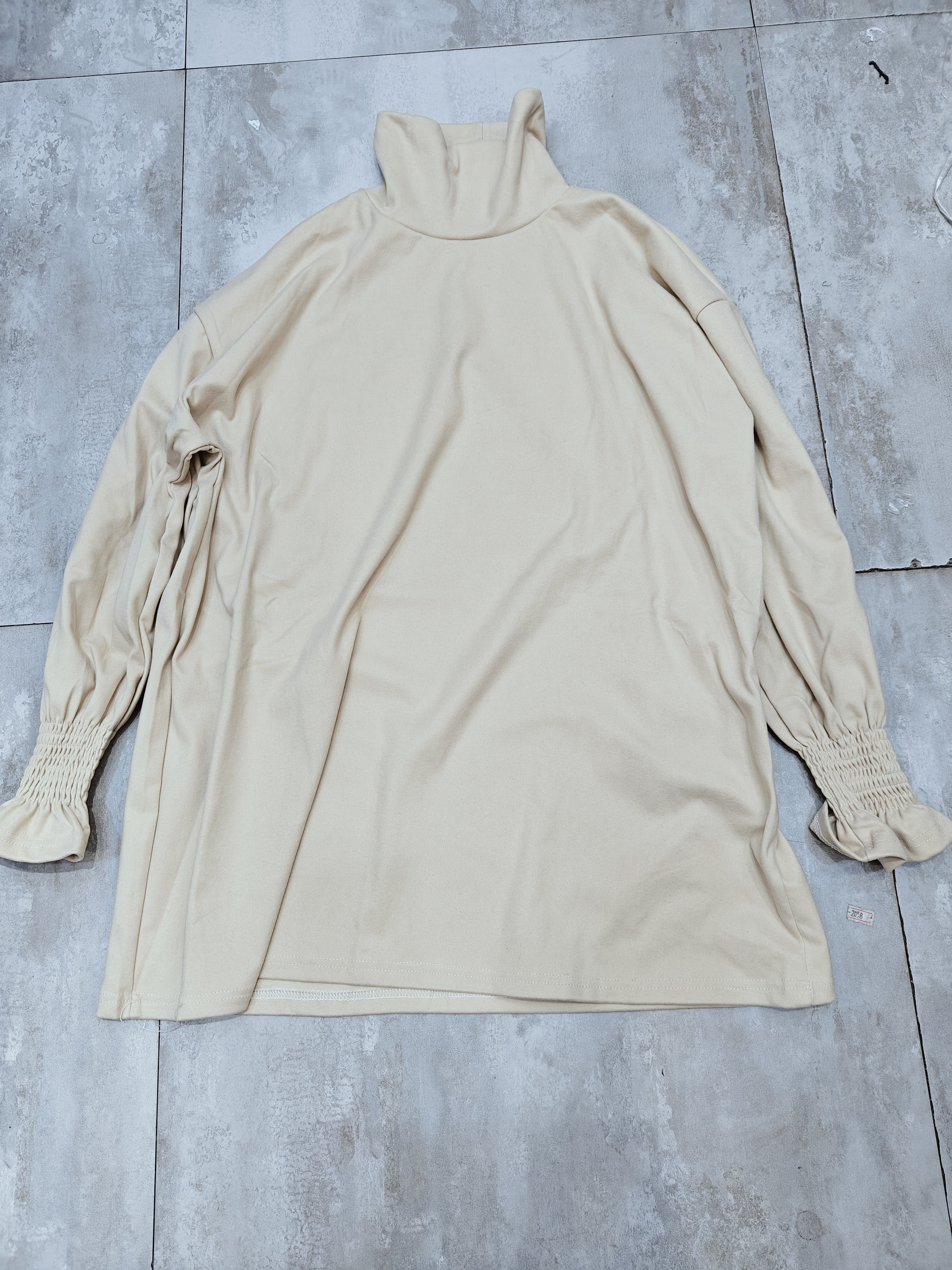 欧韩外贸实体店福利款休闲宽松打底衫女装