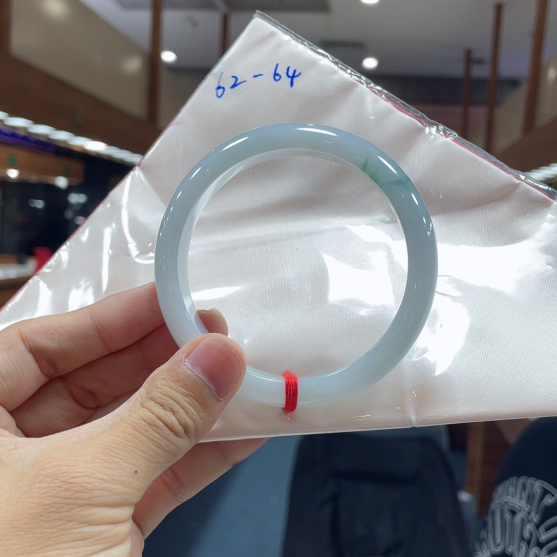 未镶嵌手镯翡翠翡翠