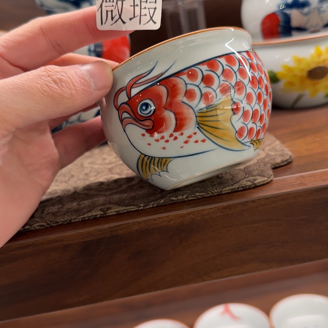 釉下手绘茶具微瑕