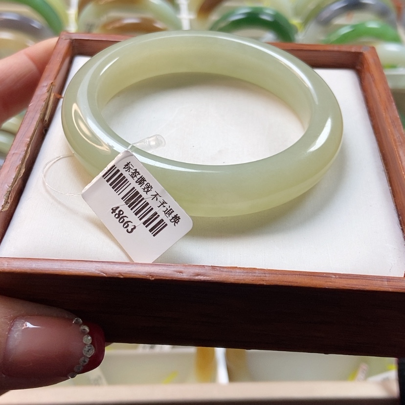 【闪购商品】和田玉手镯未镶嵌55.3