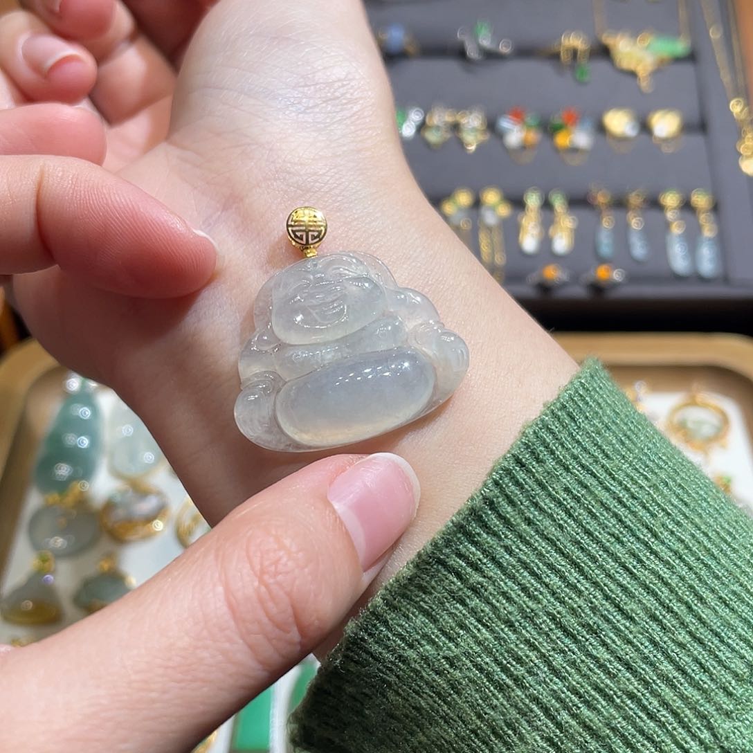 翡翠吊坠(不含链)18K金镶嵌冰佛公