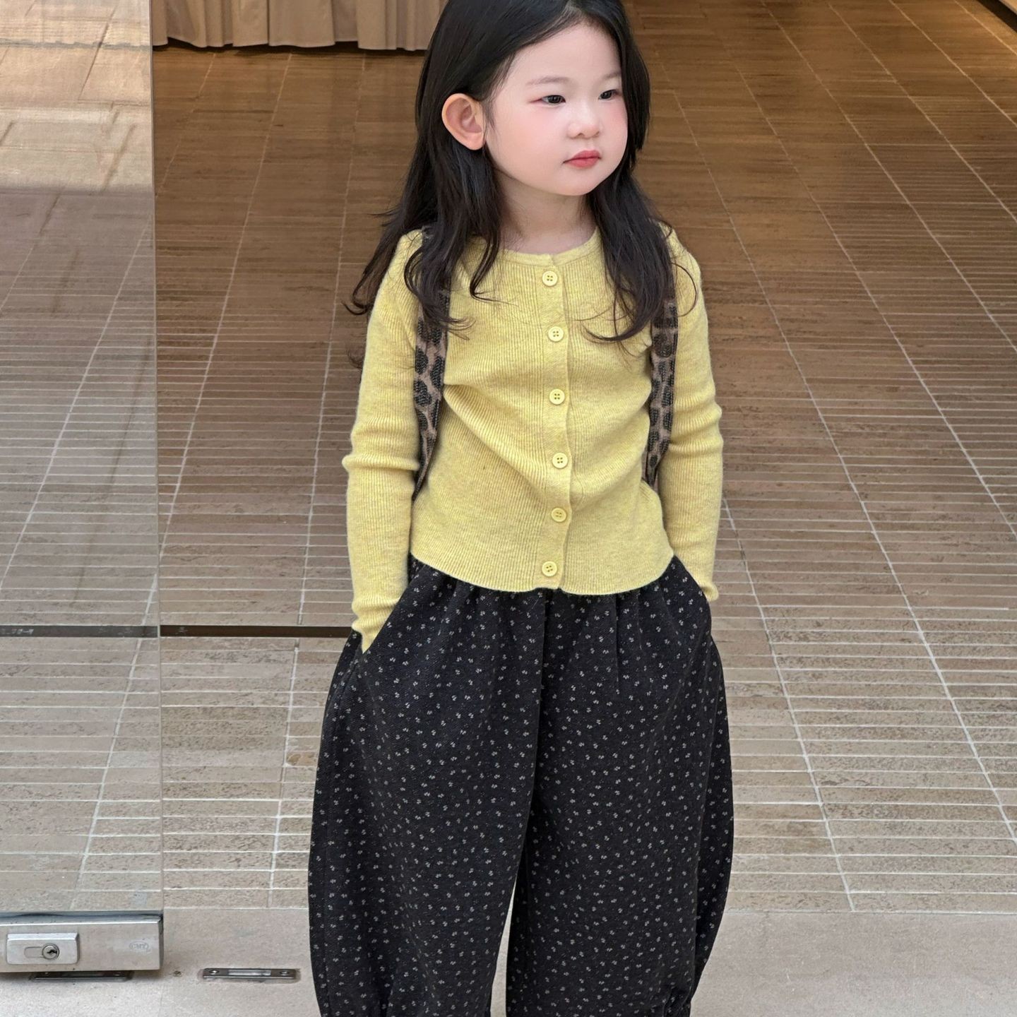 2025秋季新款童装 韩版 女童针织细毛线开衫 儿童针织外套 套装