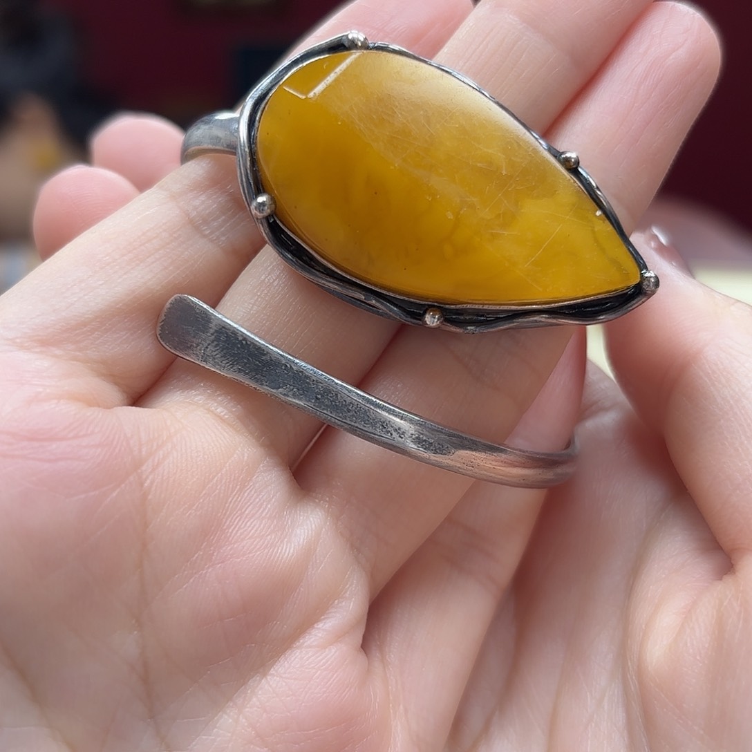 未镶嵌蜜蜡裸石6手镯