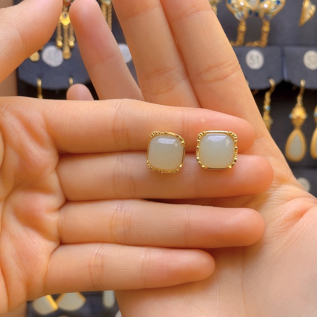 和田玉耳饰银S925镀金镶嵌