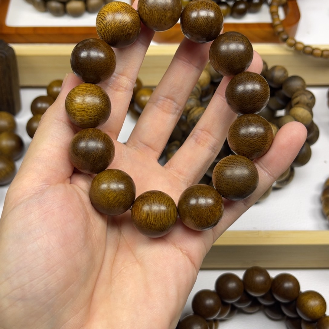 B***手串沉香越南芽庄黄棋楠1.8