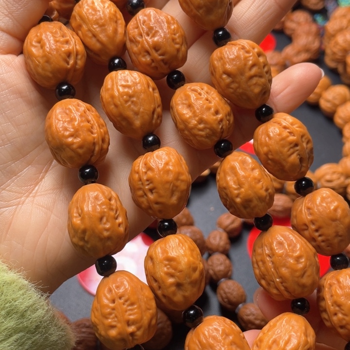 文玩核桃吊坠子弹头脖挂