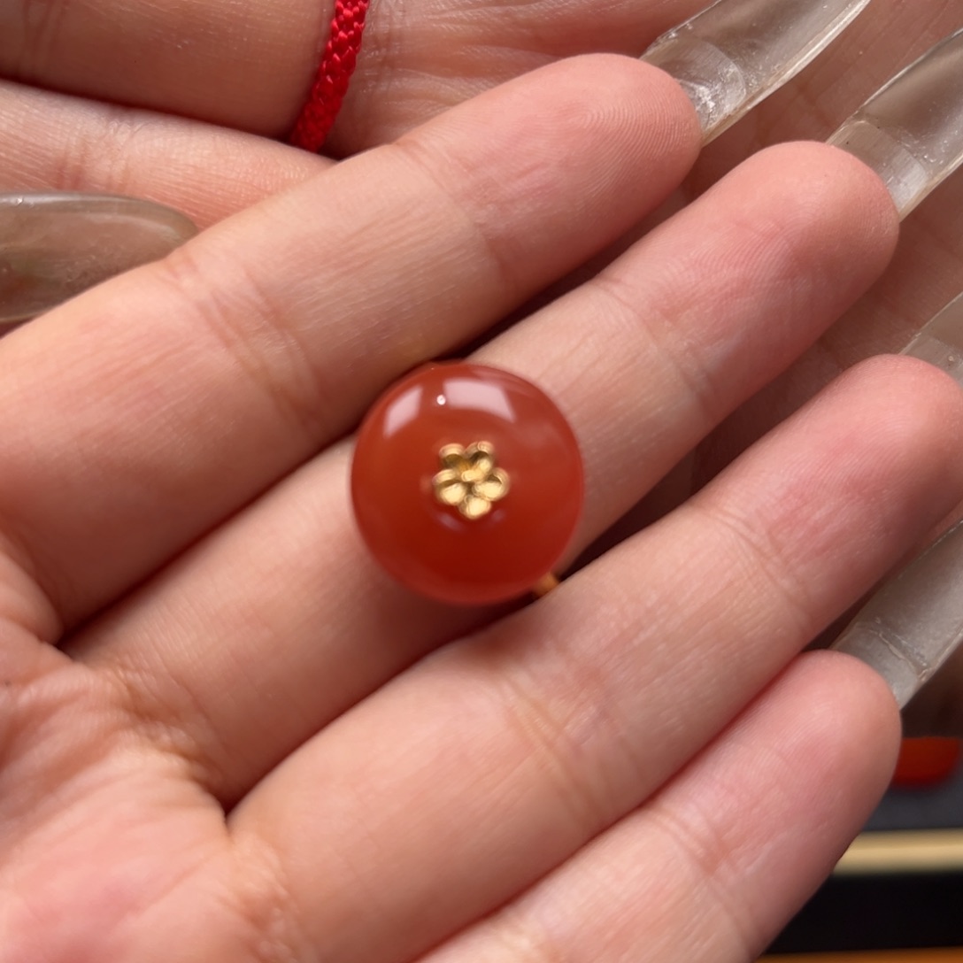 南红玛瑙戒指合金柏*?