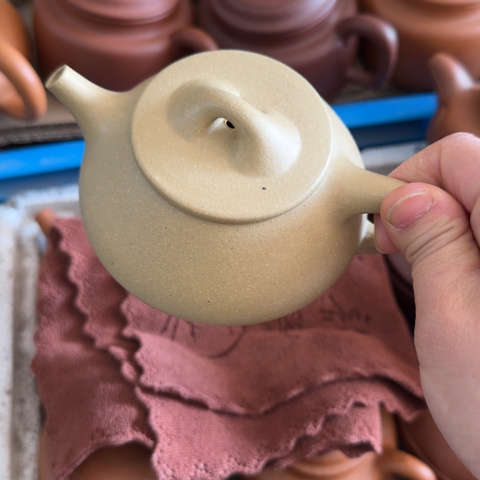 周***号紫砂茶壶梨皮本绿220cc