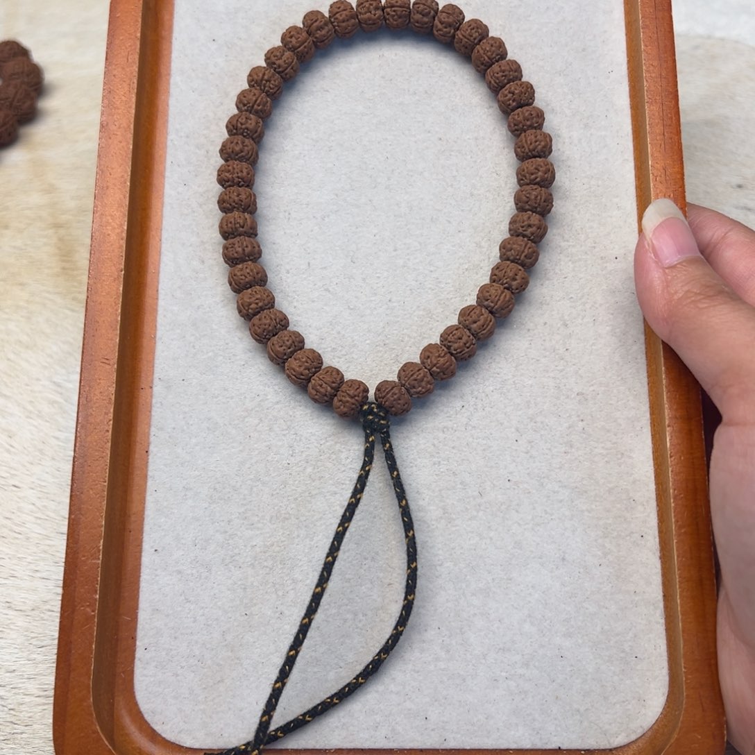 金刚菩提吊坠比**.金刚