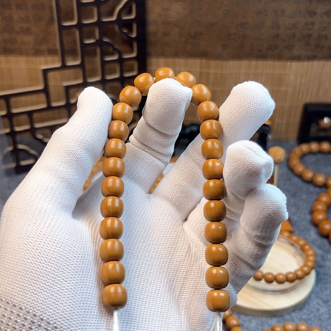 文玩核桃手串在**…纯手工全品