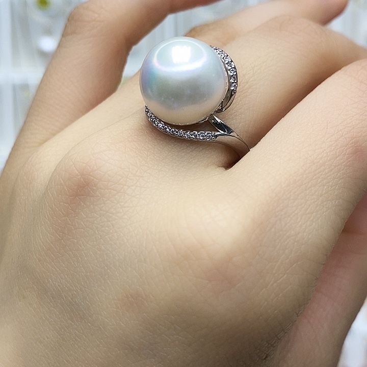 淡水珍珠颈饰合金