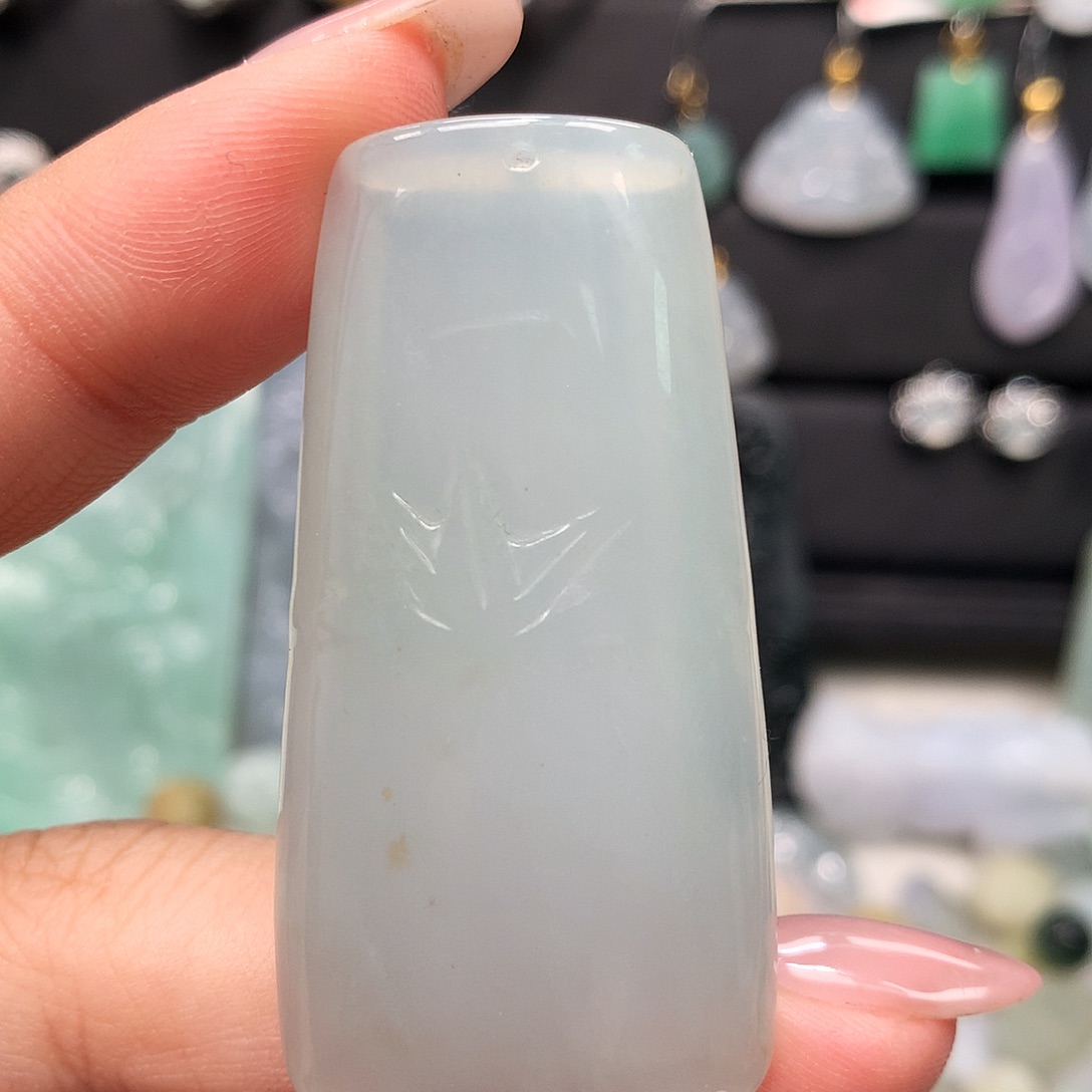 翡翠未镶嵌颈饰竹节玉牌