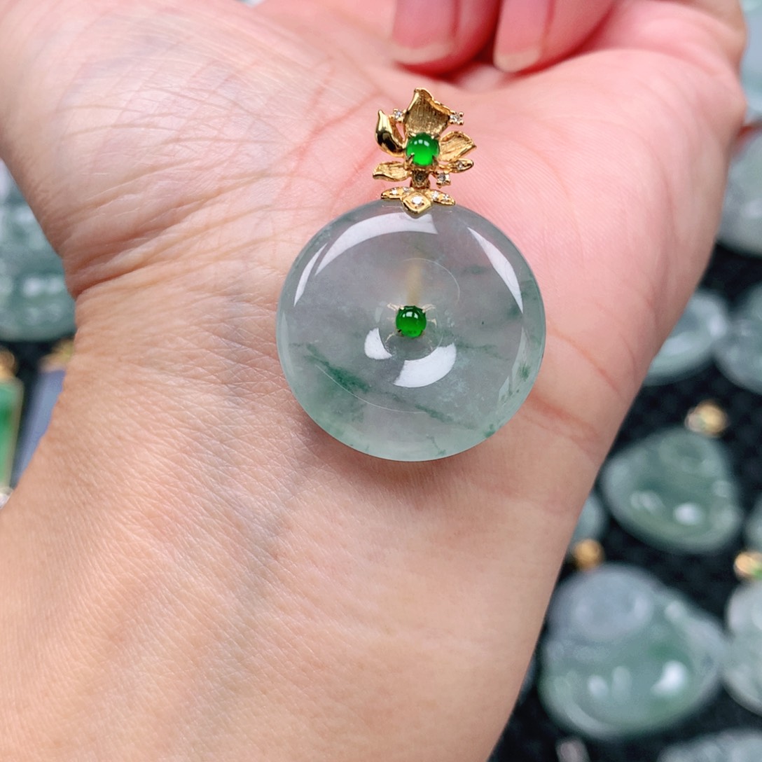 翡翠吊坠(不含链)18K金镶嵌