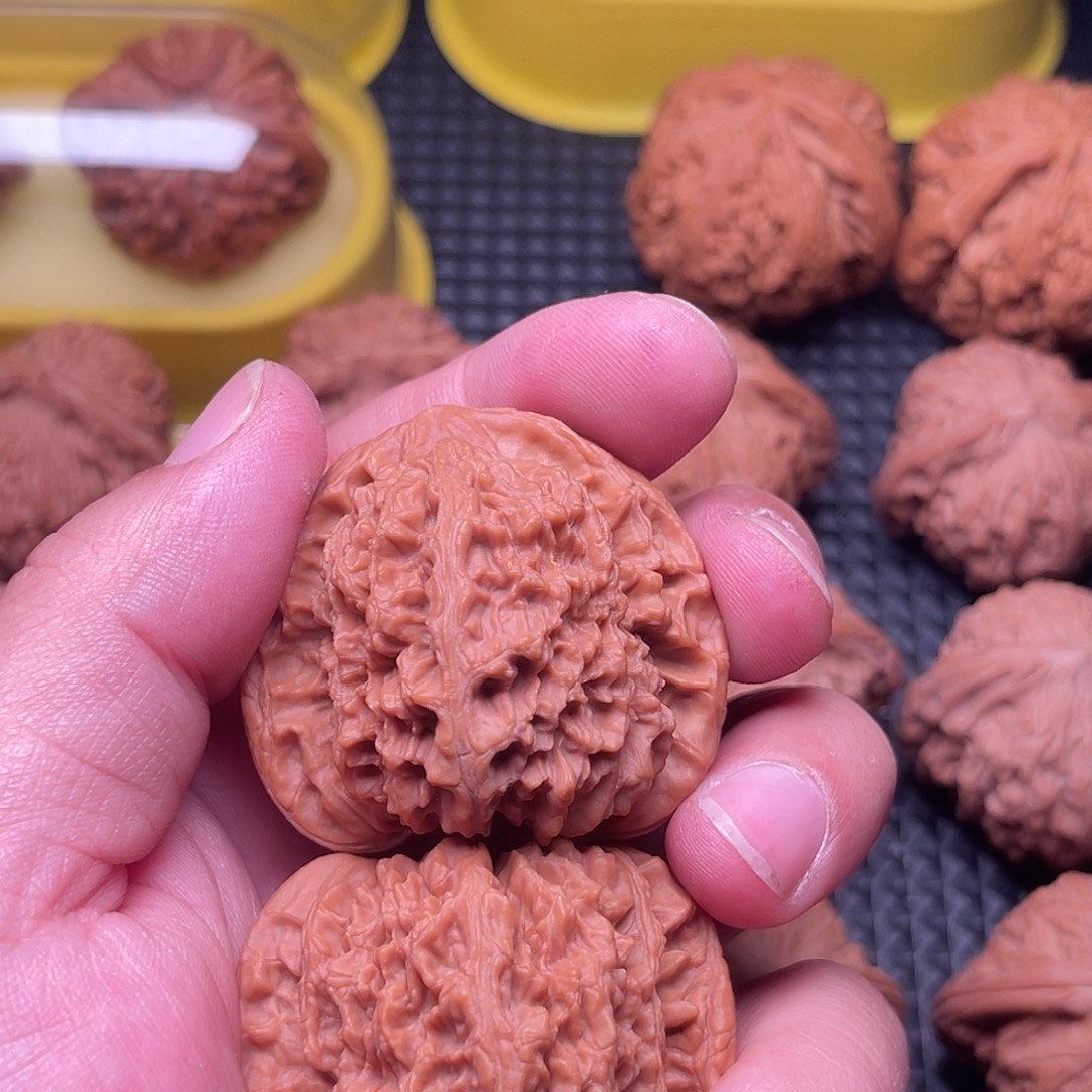 文玩核桃吊坠南疆