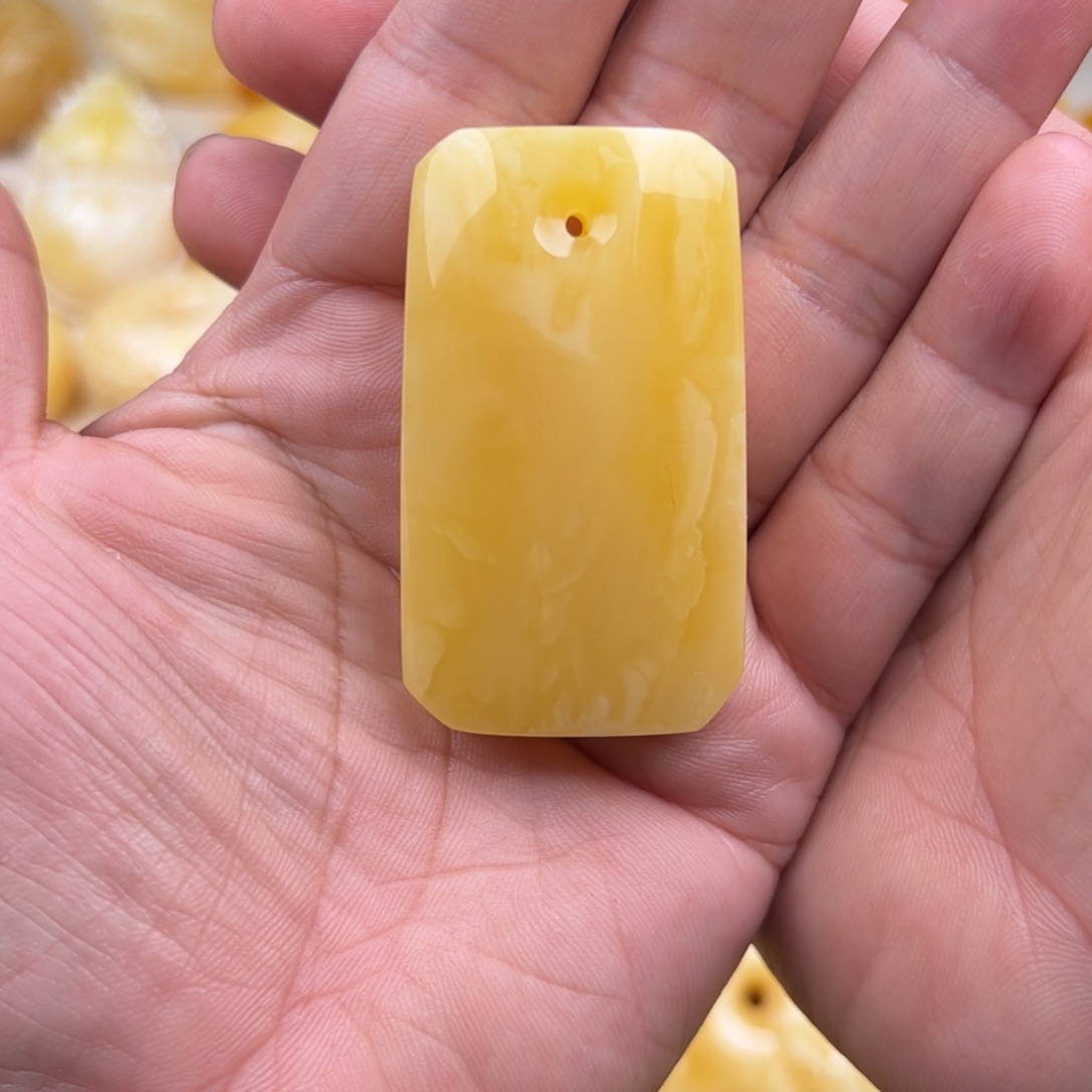 琥珀裸石未镶嵌纯天然蜜蜡