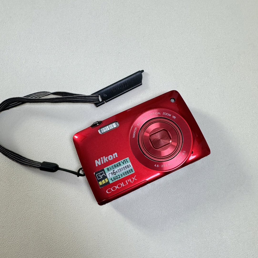 95新 Nikon/尼康 尼康s4300 1600w像素 6倍 带触控笔