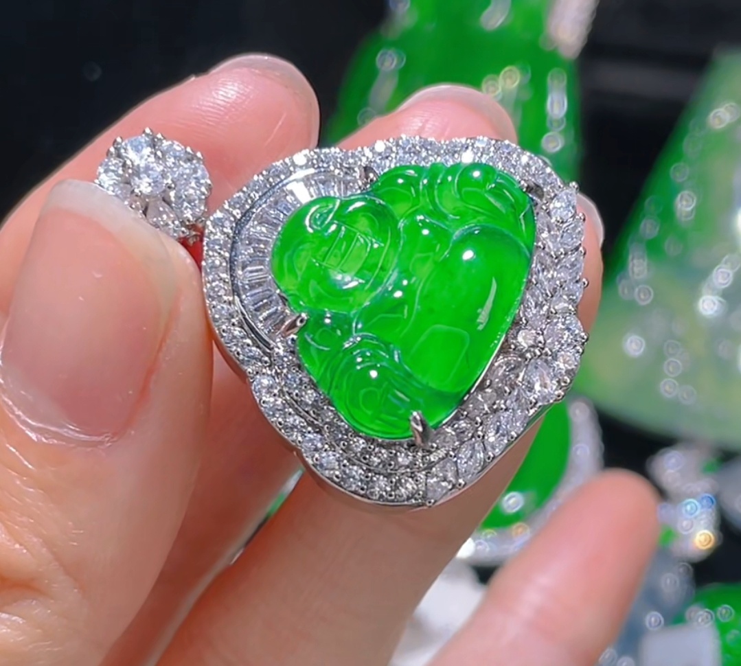 天然翡翠A货吊坠