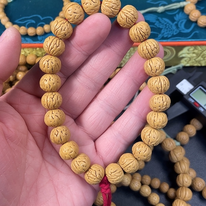 随***1桃核吊坠1122111111