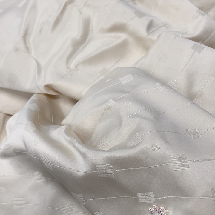 麻蚕丝天丝（莱赛尔纤维）被子2米吧，乘2.3