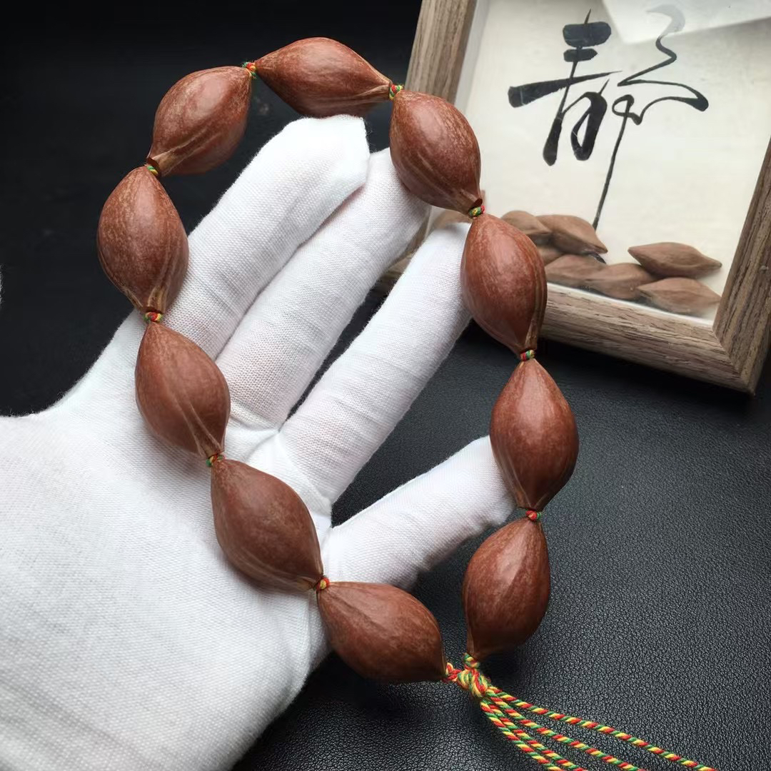 【油核素核】1.9*3.2左右橄榄核原生态老核老料红润油亮厚实