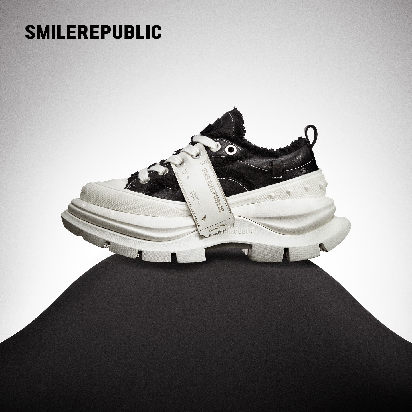 【杨洋同款】smilerepublic经典黑皮高/低帮开口笑2.0增高老爹鞋